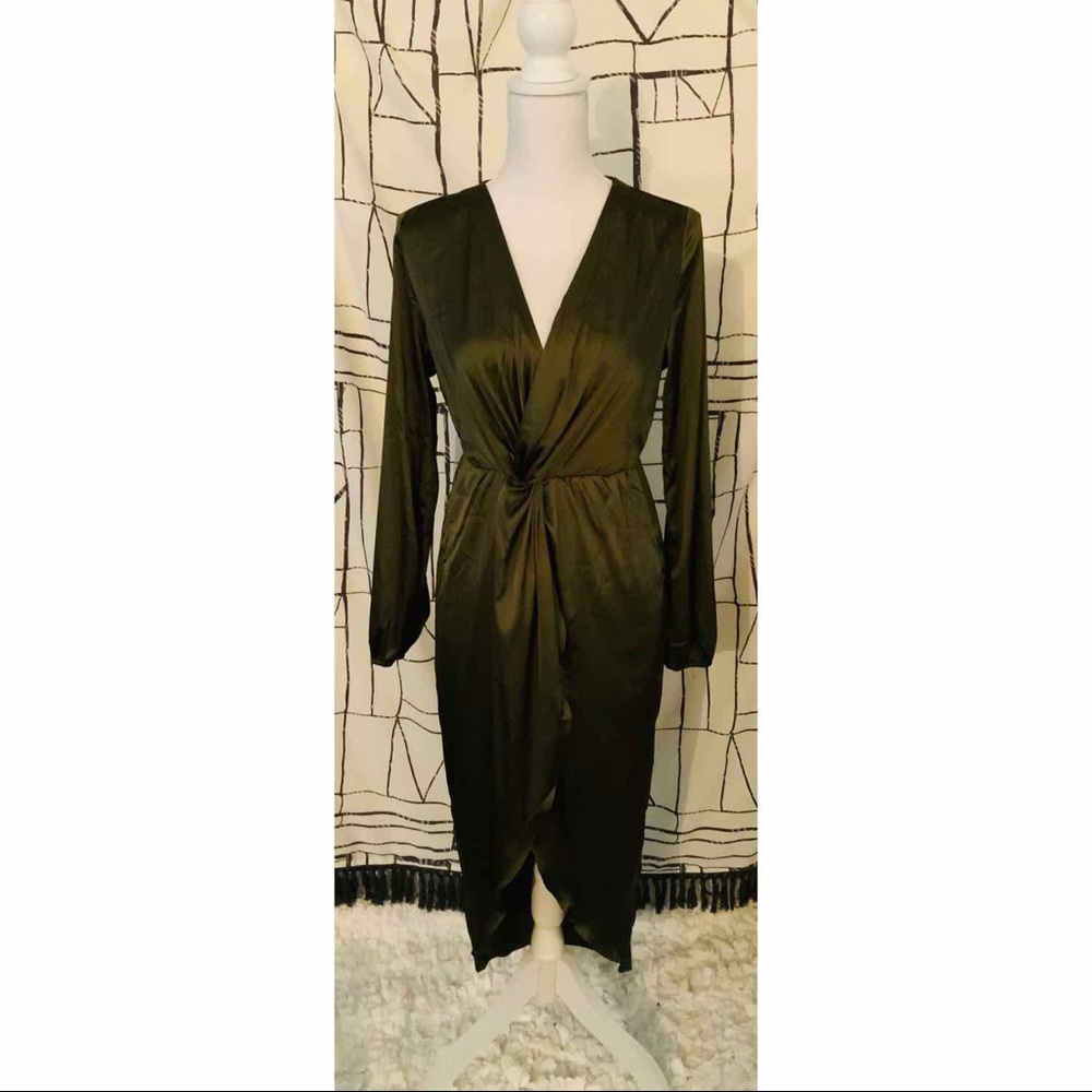 NWT** Satin dress